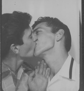 Illustration for article titled Vintage Gays.